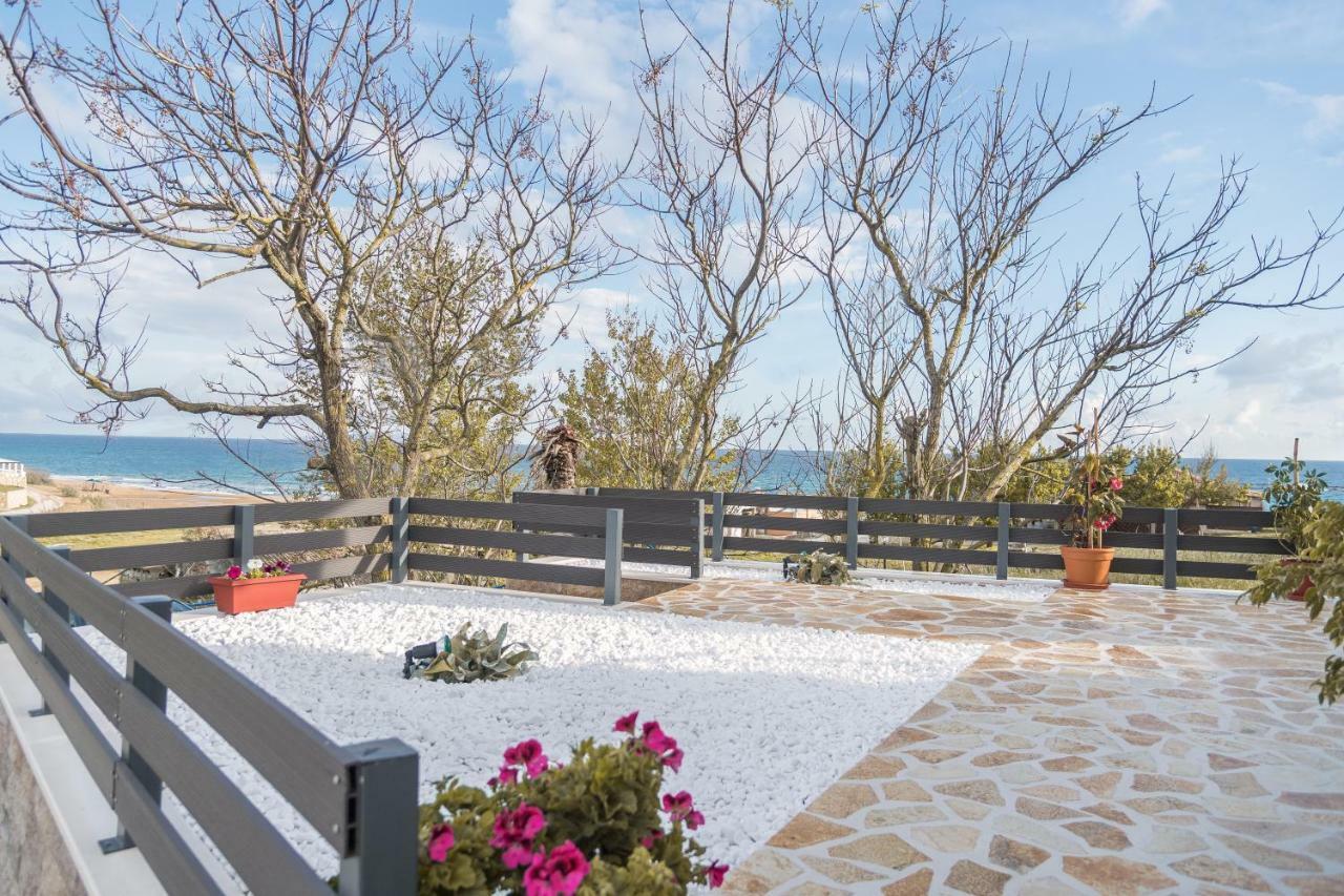Villa Aelia Gardeno Vitaládes エクステリア 写真
