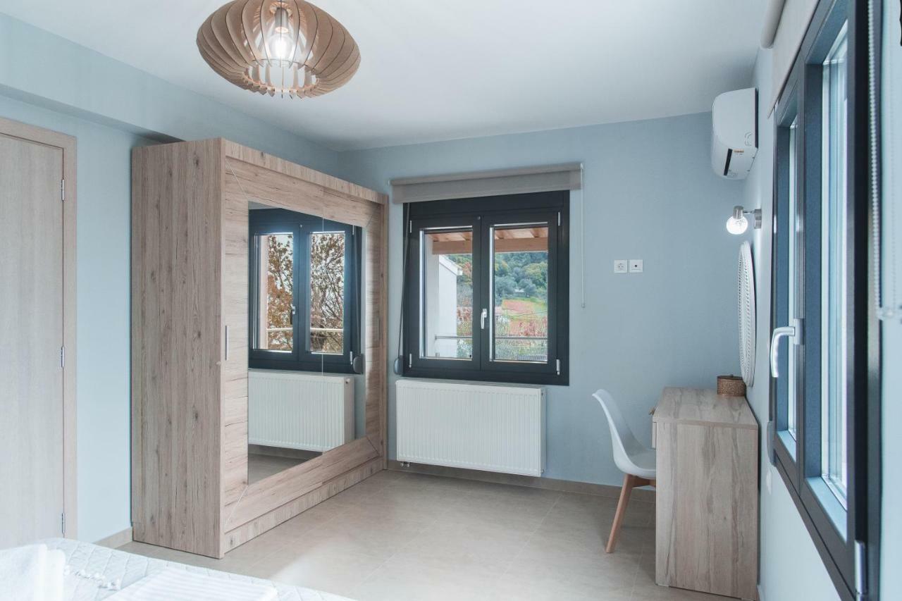 Villa Aelia Gardeno Vitaládes エクステリア 写真