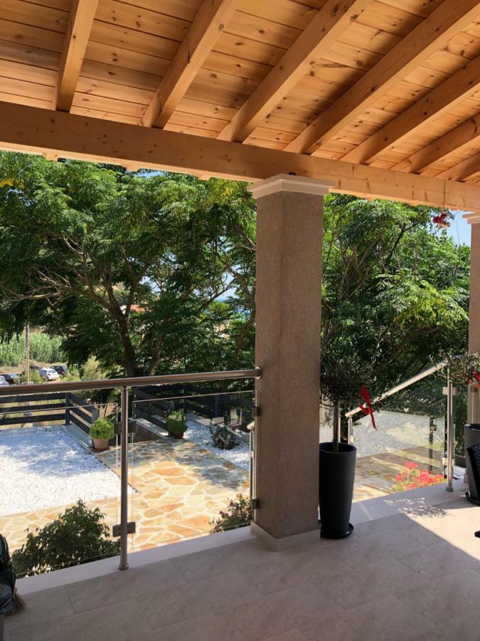 Villa Aelia Gardeno Vitaládes エクステリア 写真